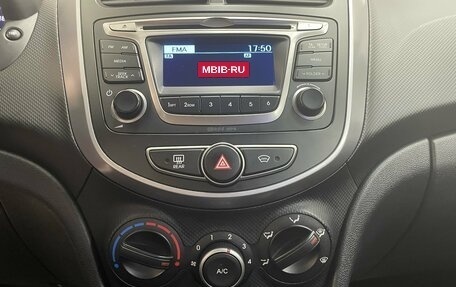 Hyundai Solaris II рестайлинг, 2014 год, 995 000 рублей, 13 фотография