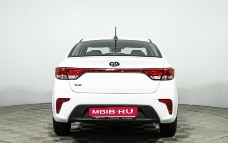 KIA Rio IV, 2018 год, 1 500 000 рублей, 6 фотография