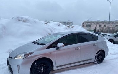 Toyota Prius, 2013 год, 1 300 000 рублей, 1 фотография