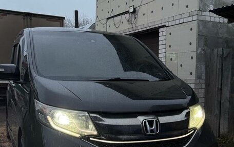 Honda Stepwgn IV, 2015 год, 2 300 000 рублей, 1 фотография