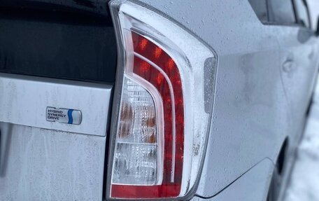 Toyota Prius, 2013 год, 1 300 000 рублей, 8 фотография