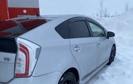 Toyota Prius, 2013 год, 1 300 000 рублей, 7 фотография