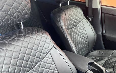 Toyota Prius, 2013 год, 1 300 000 рублей, 14 фотография