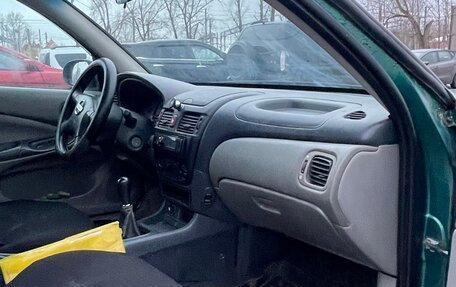 Nissan Almera, 2001 год, 80 000 рублей, 9 фотография