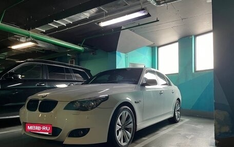 BMW 5 серия, 2009 год, 1 500 000 рублей, 3 фотография