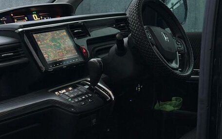 Honda Stepwgn IV, 2015 год, 2 300 000 рублей, 7 фотография