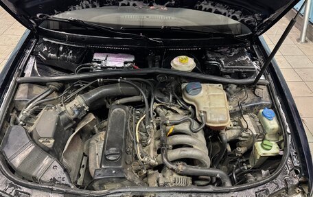 Audi A4, 1996 год, 240 000 рублей, 13 фотография