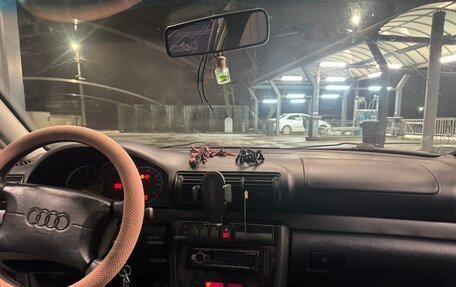 Audi A4, 1996 год, 240 000 рублей, 10 фотография