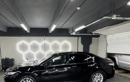 Toyota Camry, 2020 год, 2 690 000 рублей, 7 фотография