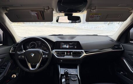 BMW 3 серия, 2021 год, 3 400 000 рублей, 10 фотография