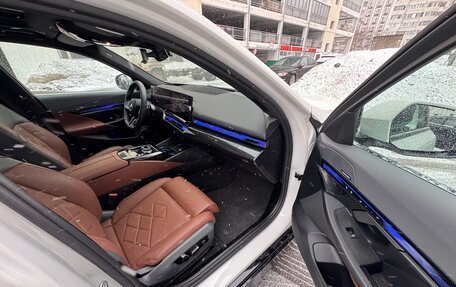 BMW 5 серия, 2024 год, 7 699 500 рублей, 19 фотография