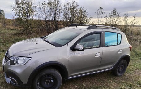 Renault Sandero II рестайлинг, 2019 год, 1 050 000 рублей, 9 фотография