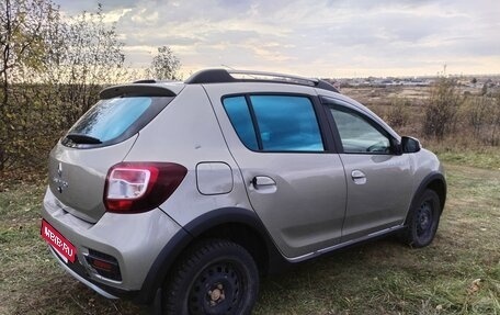 Renault Sandero II рестайлинг, 2019 год, 1 050 000 рублей, 5 фотография