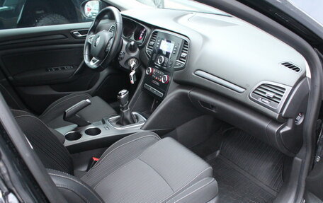 Renault Megane IV, 2017 год, 1 450 000 рублей, 6 фотография