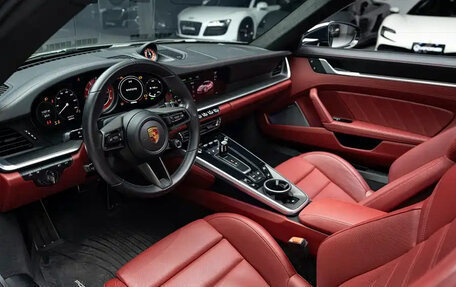 Porsche 911, 2022 год, 19 950 888 рублей, 13 фотография