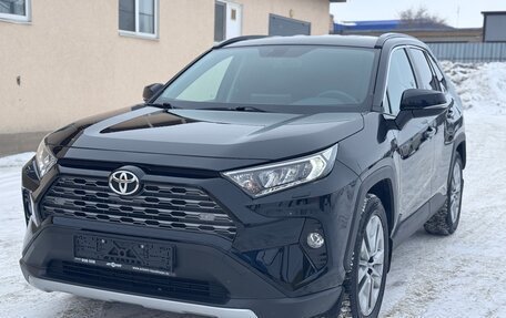 Toyota RAV4, 2019 год, 3 540 000 рублей, 6 фотография