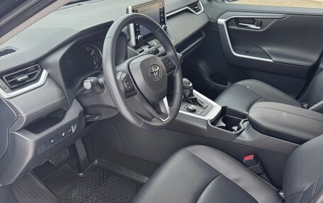 Toyota RAV4, 2019 год, 3 540 000 рублей, 8 фотография