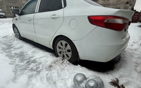 KIA Rio III рестайлинг, 2013 год, 350 000 рублей, 8 фотография