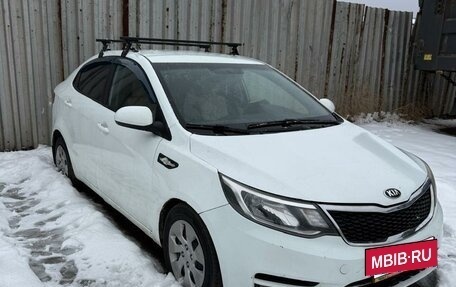 KIA Rio III рестайлинг, 2013 год, 350 000 рублей, 11 фотография