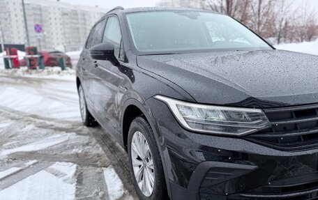 Volkswagen Tiguan II, 2021 год, 2 738 000 рублей, 11 фотография