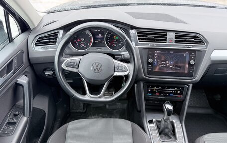 Volkswagen Tiguan II, 2021 год, 2 738 000 рублей, 22 фотография