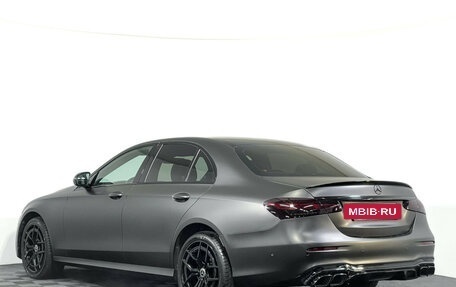 Mercedes-Benz E-Класс, 2021 год, 4 700 000 рублей, 6 фотография