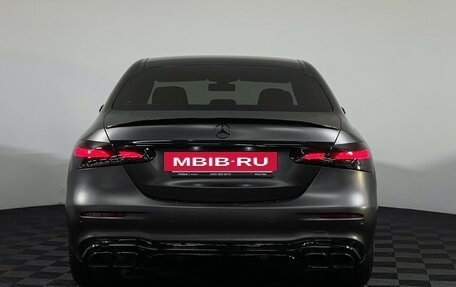 Mercedes-Benz E-Класс, 2021 год, 4 700 000 рублей, 17 фотография