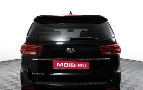 KIA Carnival III, 2019 год, 2 990 000 рублей, 6 фотография