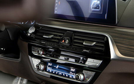 BMW 5 серия, 2019 год, 3 798 000 рублей, 14 фотография