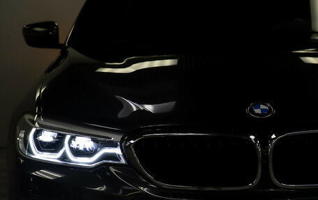 BMW 5 серия, 2019 год, 3 798 000 рублей, 31 фотография