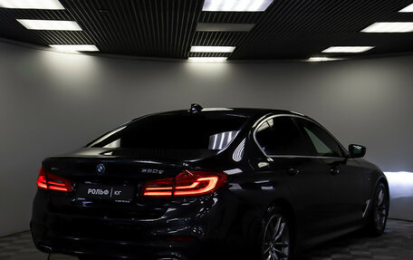 BMW 5 серия, 2019 год, 3 798 000 рублей, 35 фотография