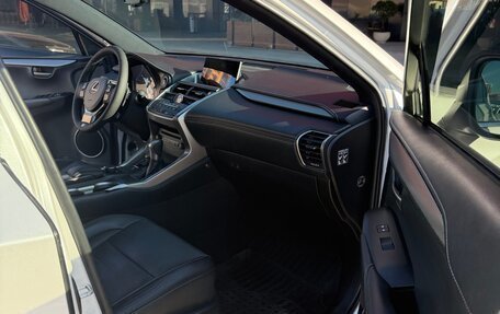 Lexus NX I, 2014 год, 2 850 000 рублей, 4 фотография