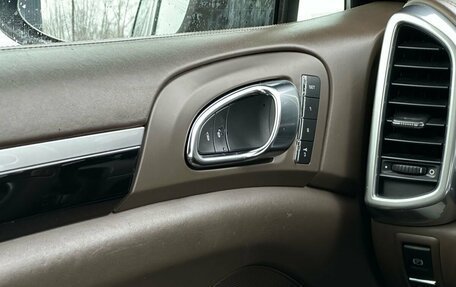 Porsche Cayenne III, 2014 год, 2 529 000 рублей, 16 фотография