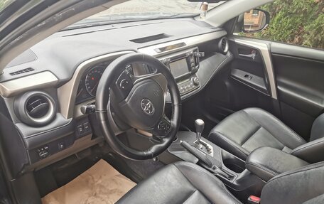 Toyota RAV4, 2015 год, 1 850 000 рублей, 8 фотография