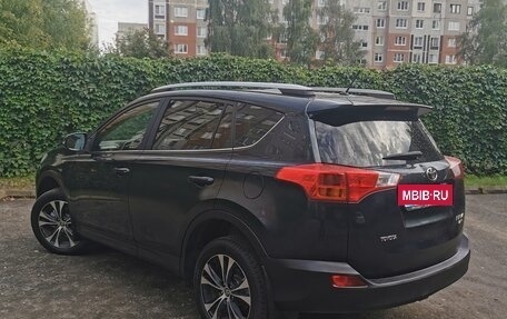 Toyota RAV4, 2015 год, 1 850 000 рублей, 3 фотография