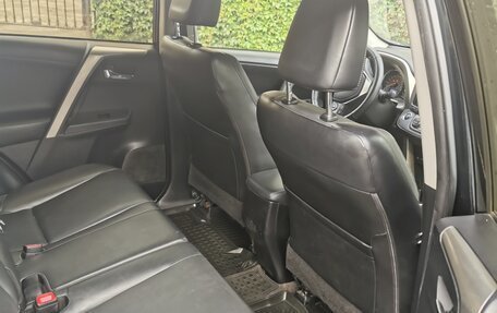 Toyota RAV4, 2015 год, 1 850 000 рублей, 18 фотография