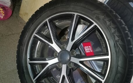 Toyota RAV4, 2015 год, 1 850 000 рублей, 14 фотография