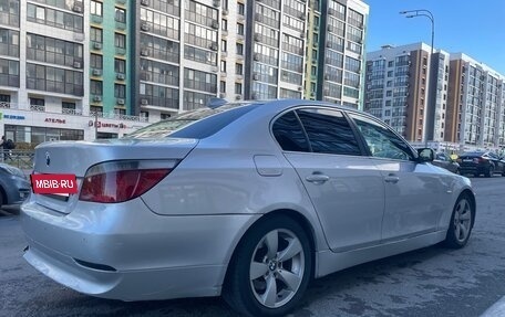 BMW 5 серия, 2004 год, 750 000 рублей, 17 фотография