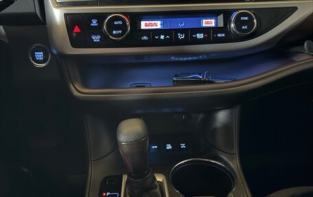 Toyota Highlander III, 2014 год, 2 920 000 рублей, 11 фотография