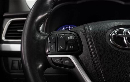 Toyota Highlander III, 2014 год, 2 920 000 рублей, 16 фотография