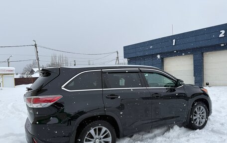 Toyota Highlander III, 2014 год, 2 920 000 рублей, 4 фотография