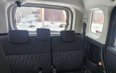 Toyota Roomy I, 2019 год, 1 200 000 рублей, 8 фотография