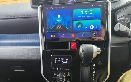 Toyota Roomy I, 2019 год, 1 200 000 рублей, 10 фотография