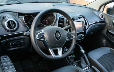 Renault Kaptur I рестайлинг, 2021 год, 1 799 000 рублей, 6 фотография