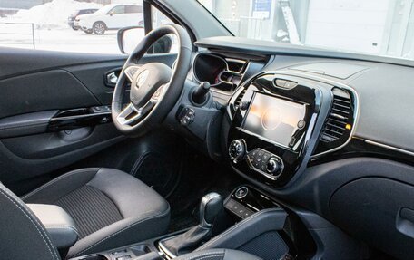 Renault Kaptur I рестайлинг, 2021 год, 1 799 000 рублей, 13 фотография