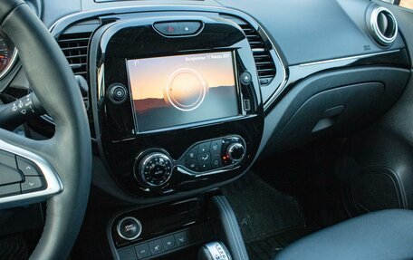 Renault Kaptur I рестайлинг, 2021 год, 1 799 000 рублей, 15 фотография