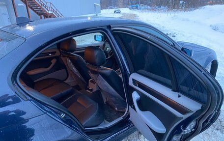 BMW 3 серия, 2001 год, 820 000 рублей, 30 фотография