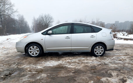 Toyota Prius, 2004 год, 499 999 рублей, 4 фотография