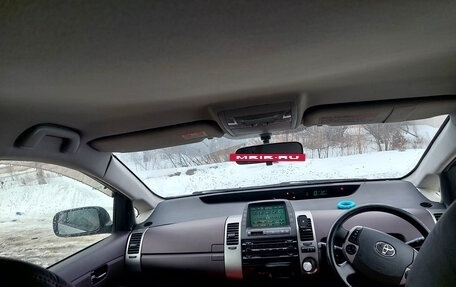 Toyota Prius, 2004 год, 499 999 рублей, 9 фотография