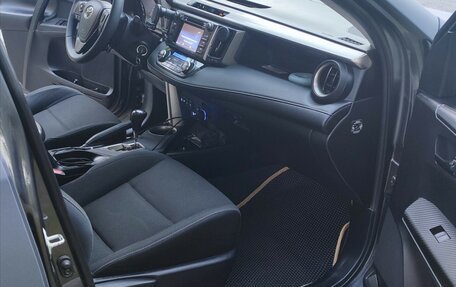 Toyota RAV4, 2014 год, 2 150 000 рублей, 21 фотография